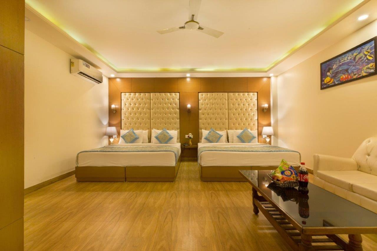 Hotel Viva Palace By Opo Nueva Delhi Exterior foto