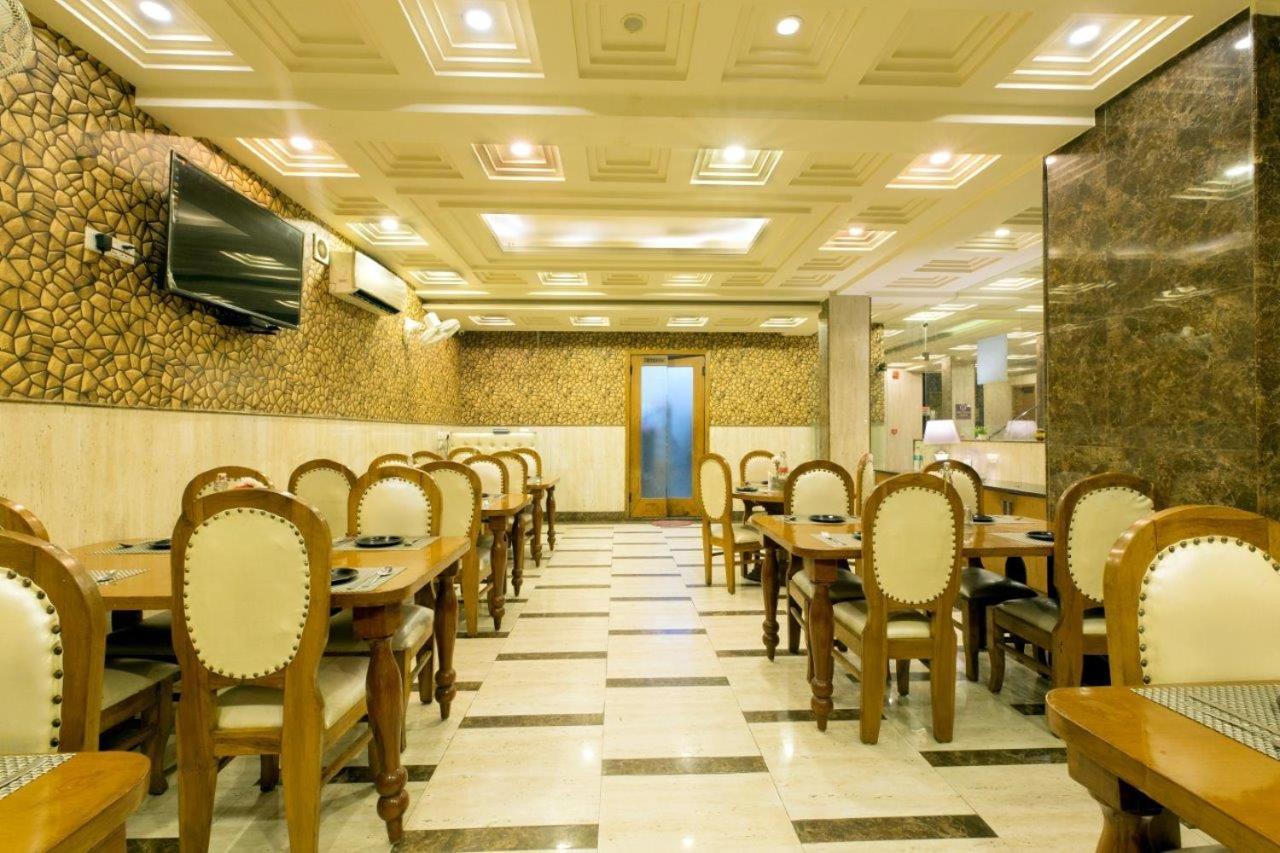 Hotel Viva Palace By Opo Nueva Delhi Exterior foto