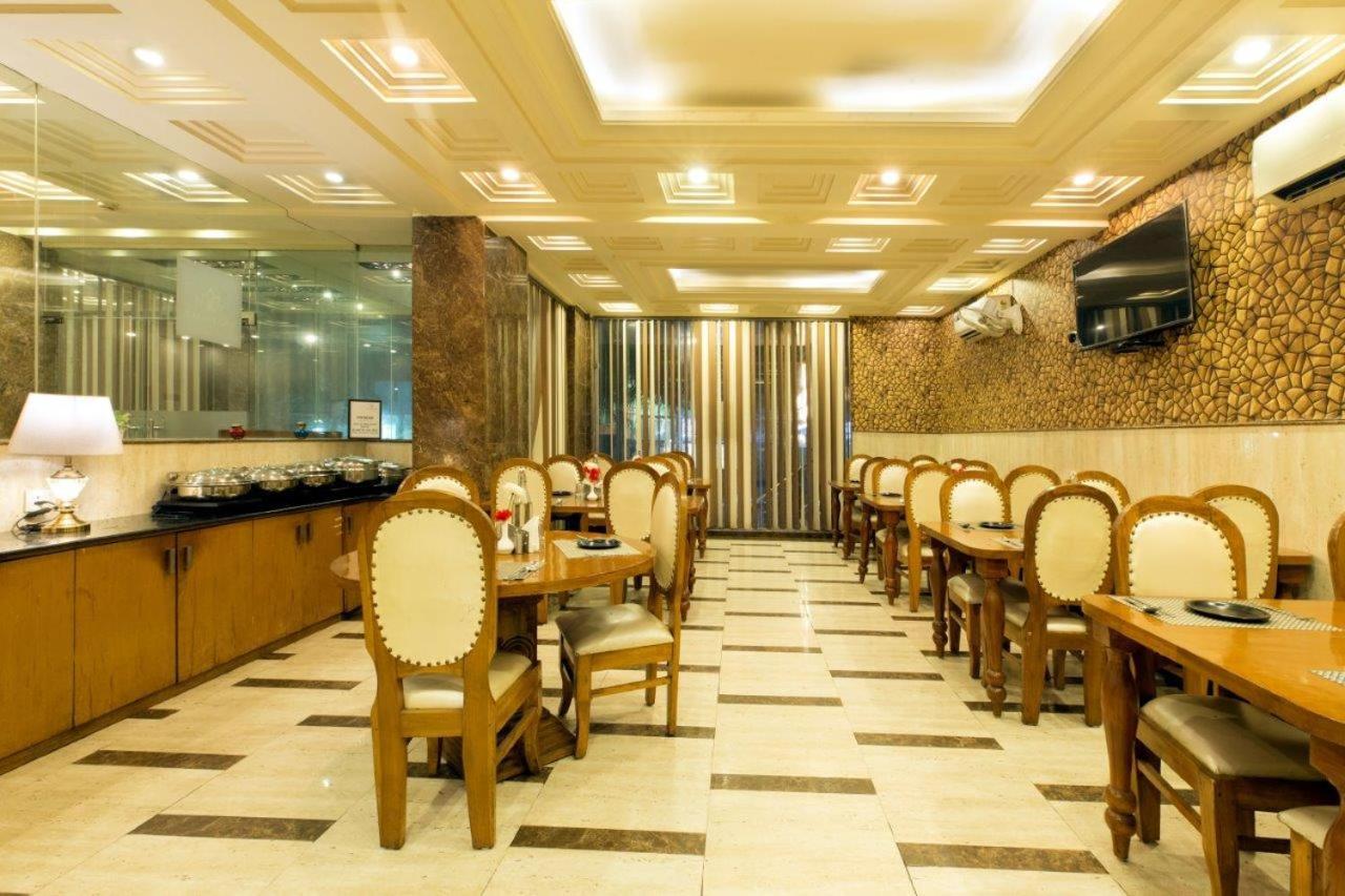 Hotel Viva Palace By Opo Nueva Delhi Exterior foto